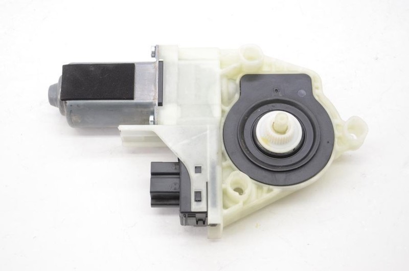 2010-2016 Porsche Panamera 970 4.8L Passenger Right Rear Window Motor