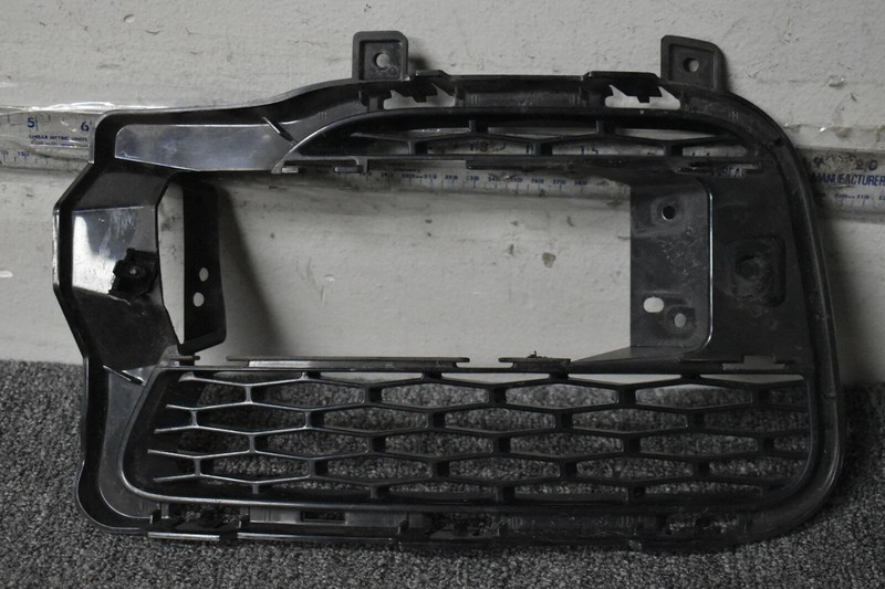 2014 - 2018 Range Rover Sport Front Bumper Right Lower Grille OEM Dk62-17k947-aa