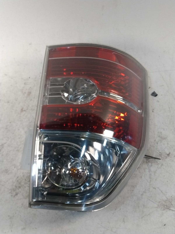 2006 Acura MDX Left Tail Light Assembly White OEM Used Scuffs 164K Mileage