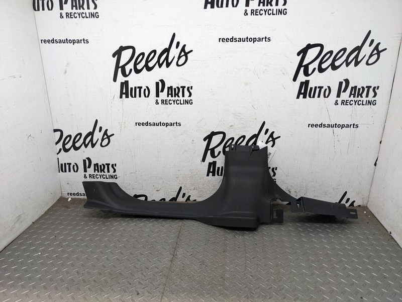 2018-2020 JEEP WRANGLER LEFT SIDE DOOR SILL SCUFF PLATE LOWER B PILLAR T 1181475