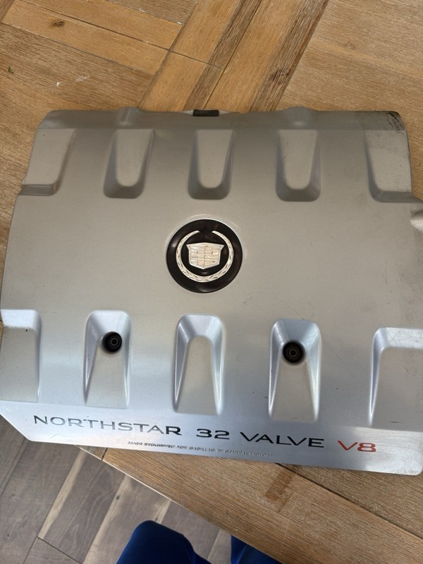 1998-2005 CADILLAC DEVILLE SEVILLE 32 VALVE V8 NORTHSTAR ENGINE COVER OEM PART