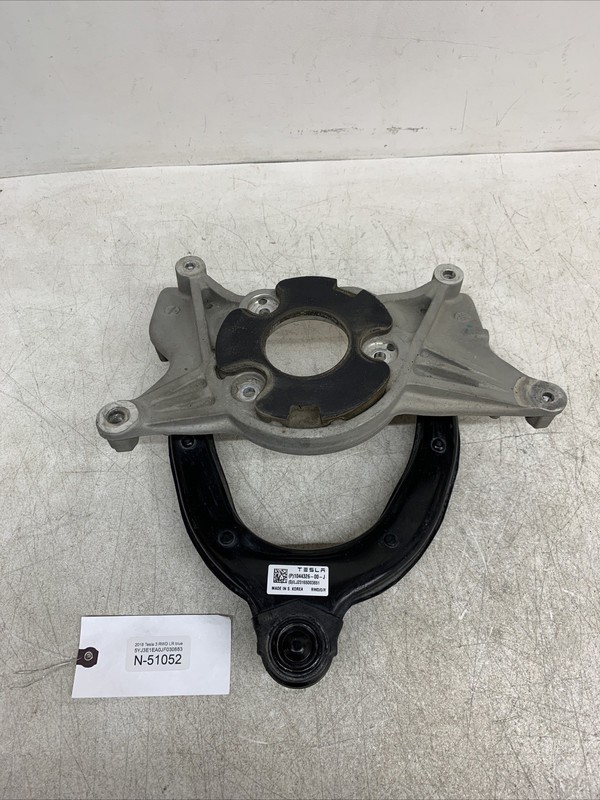 20-23 TESLA MODEL 3 FRONT RIGHT UPPER CONTROL ARM 1044326-00-J 51052 S26