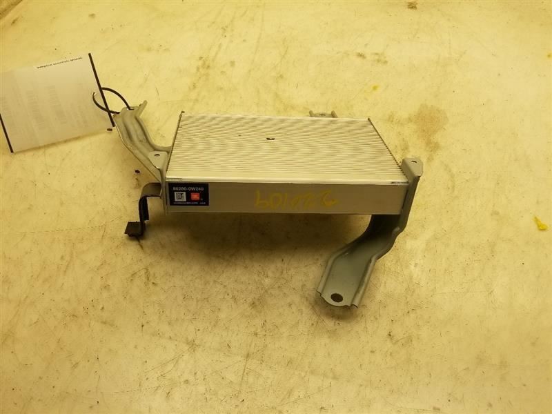 Audio Equipment Radio Amplifier With Cassette Fits 04-06 PRIUS 86280-0W240