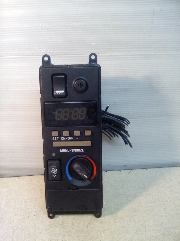 Volvo VNL 20484504 Heater/AC Climate Control