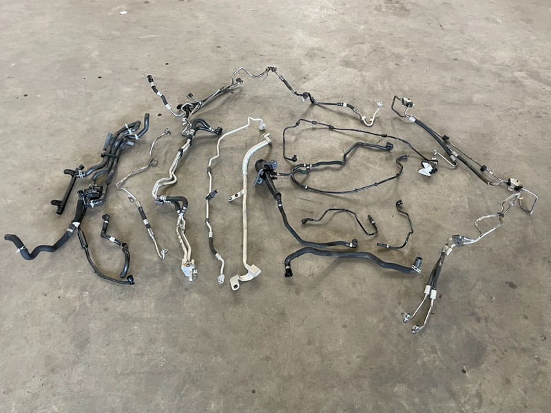 13-15 BMW Alpina B7 F01 F02 AC Condenser Coolant Hose Line Pipe Set 4.4 1457 OEM
