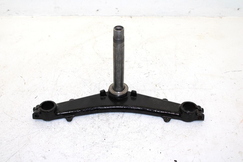 1984 YamahaYtm 200 L Oem Lower Triple Tree 21V-23340-10-98 AY48