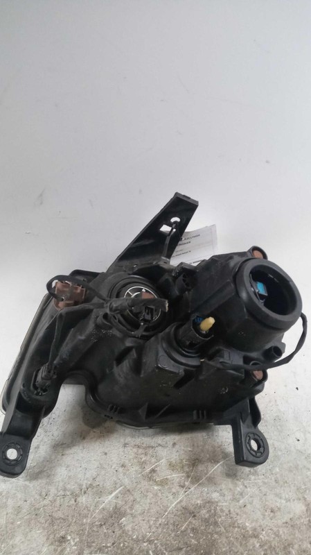 2018 Jeep Grand Cherokee Right Headlight Assembly - Used, White, 136K Miles
