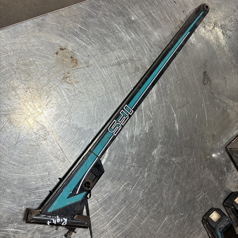 1995 Polaris 500 Touring 2 Up Front RightSuspension Trailing Arm Good