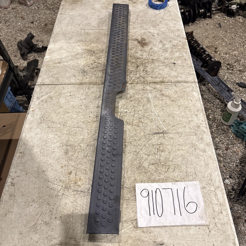 99-07 Ford F250 F350 Extended Cab LH Left Driver Rocker Sill Trim Panel Gray