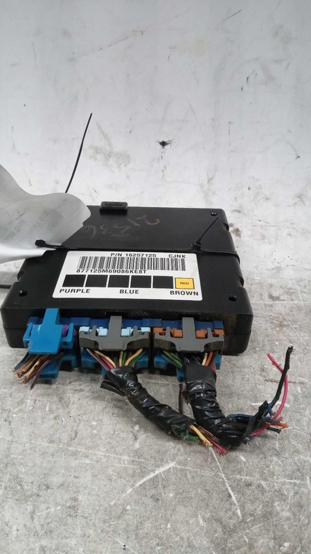 1999 Chevrolet Blazer S10 Body Control Module OEM Tan 4.3L 260K Miles NJ25-21536