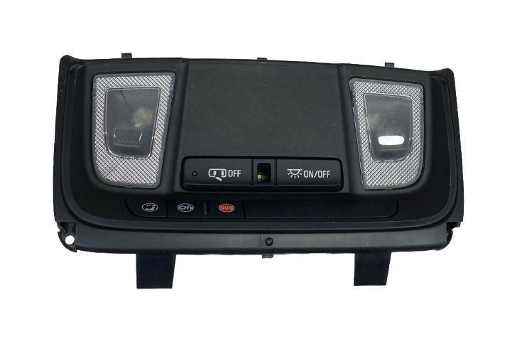 Chevy Equinox roof overhead 18 to 22 doom light w/o sun roof black OEM 84868432
