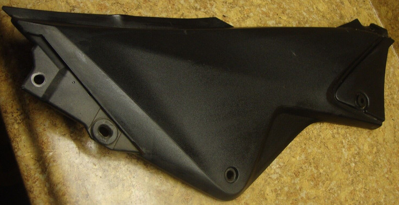2012 Honda CBR250 CBR 250 R CBR250R Right Cover Trim Panel Plastic Cowling Cowl