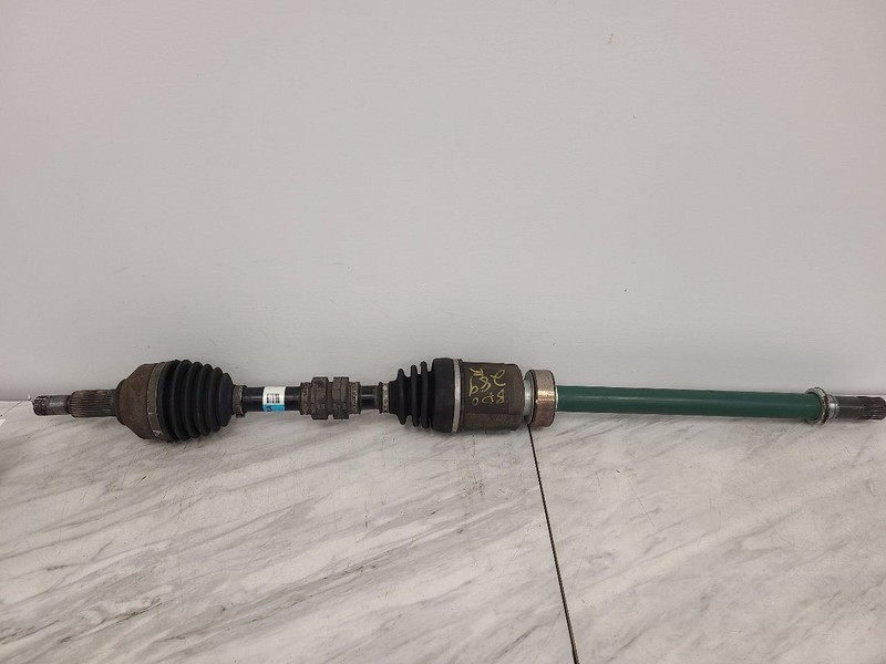 Passenger Axle Shaft Front Axle 3.5L 6 Cylinder FWD Fits 15-18 MURANO 577287