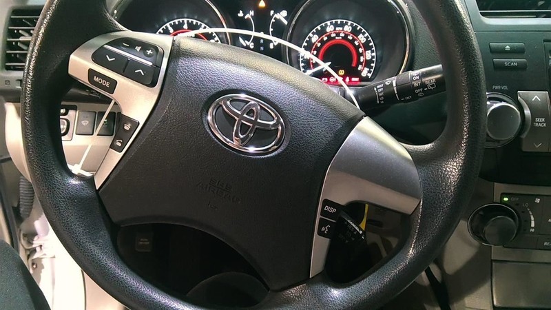 2008-2013 Toyota Highlander Driver Steering Wheel Air Bag