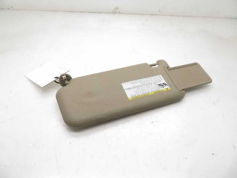 Passenger Right Sun Visor Illuminated Fits 06-09 RAV4 64418