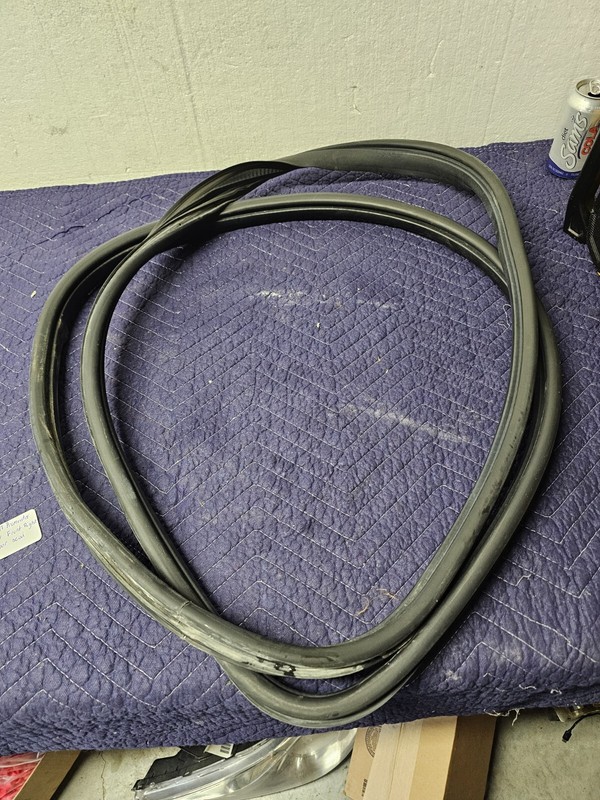 Rubber Door Seal Gasket WeatherstripRAM Promaster City 2018 Right Front
