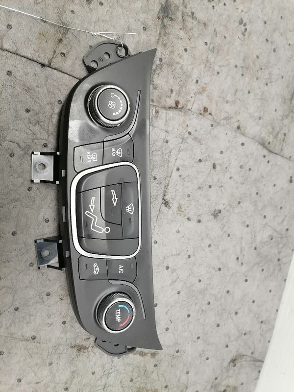 Temperature Control Panel ID 84422503 Fits 19-21 EQUINOX 1516522