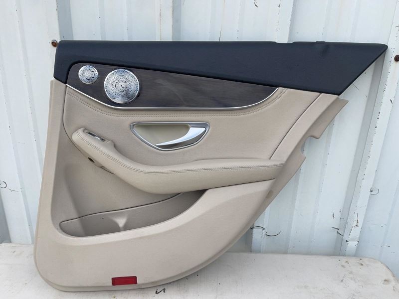 15-18 MERCEDES C220 RIGHT REAR DOOR TRIM PANEL TWO TONE WOOD TRIM 59K 51551
