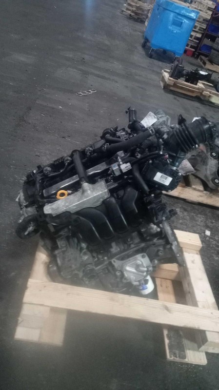 2021 Nissan Versa 1.6L Engine Complete Assembly FWD 75K Miles OEM Black