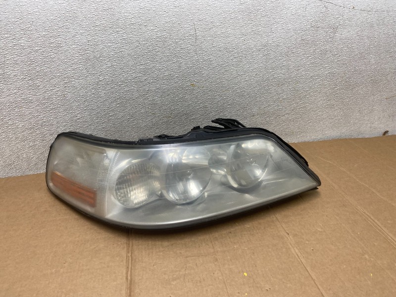 2005 to 2011 Lincoln Town Car Right Passenger Rh Side Headlight OEM AA1129 DW