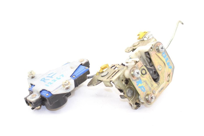 82-83 280ZX Passenger Right Front Door Lock Actuator Latch Assembly