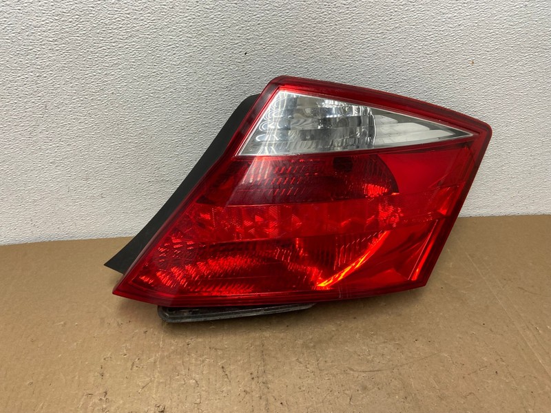 2008 to 2010 Honda Accord Coupe Right Passenger Rh Side Tail Light OEM AC5926 LK