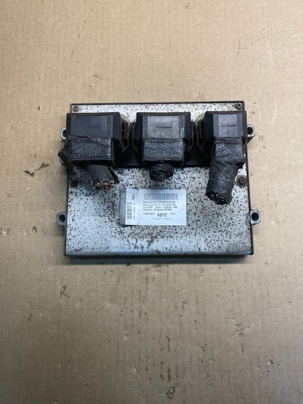 2004 Ford F-150 F150 5.4L Engine Control Unit ECU Computer Module AC0634 DG
