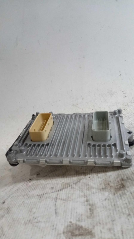 2021 Dodge Charger Engine Control Module ECM 3.6L OEM 68434924AA 64000 Miles