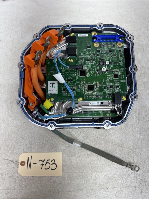 2018 Tesla Model X Dual Motor Drive Unit Module Computer OEM 1034827-01-E 753 U3