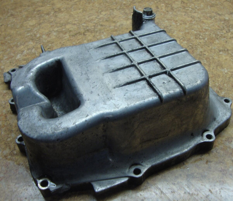 2004 Honda CBR600F4 CBR 600 F4 CBR600 Engine Oil Pan Cover Panel Drain Motor M9