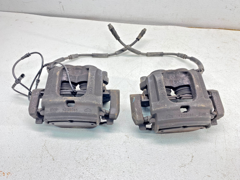 08-19 BMW E70 E71 F15 F16 X5 X6 50XI Front Left Right Brake Caliper Shoe Set OEM