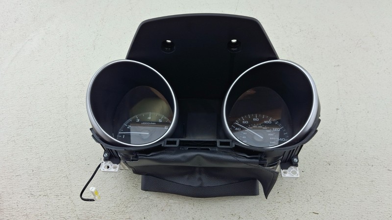 2015 - 2018 Subaru Outback Legacy Speedometer Instrument Cluster OEM