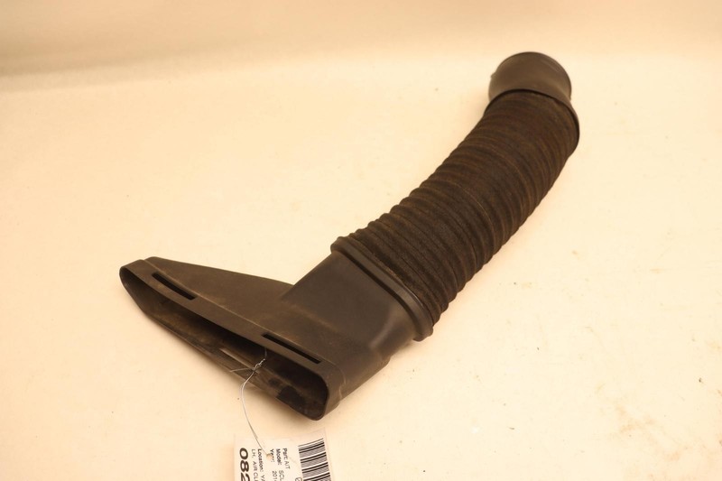 2014-2017 MERCEDES S-CLASS S550 W222 LEFT AIR CLEANER INLET PIPE HOSE DUCT OEM