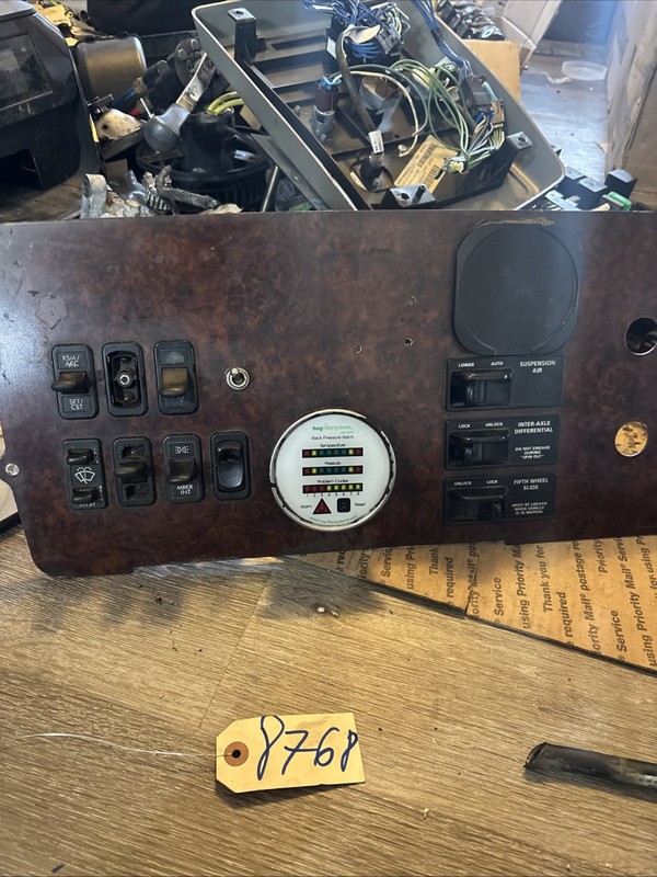 FreightlinerCentury Dash Switch Panel Missing P/N