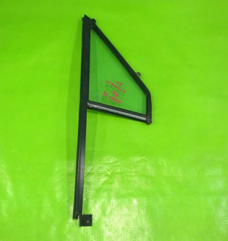 84-96 CHEROKEE PASSENGER RIGHT FRONT VENT GLASS STATIONARY OEM 4300-18