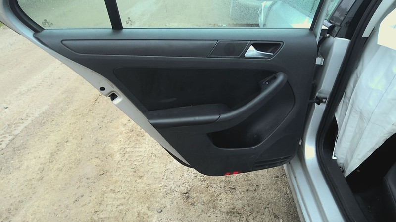 Rear Door Trim Panel JETTA EXCEPT GLI Left 11 12 13 14 15