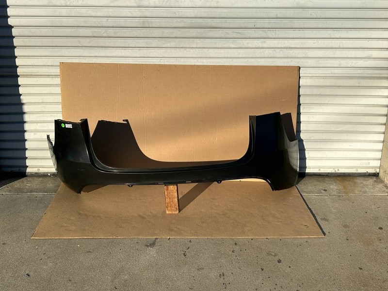 ✅ NEW! 23 24 Tesla Model Y MY Rear Bumper Cover No Sensor OEM 1494005-00-A