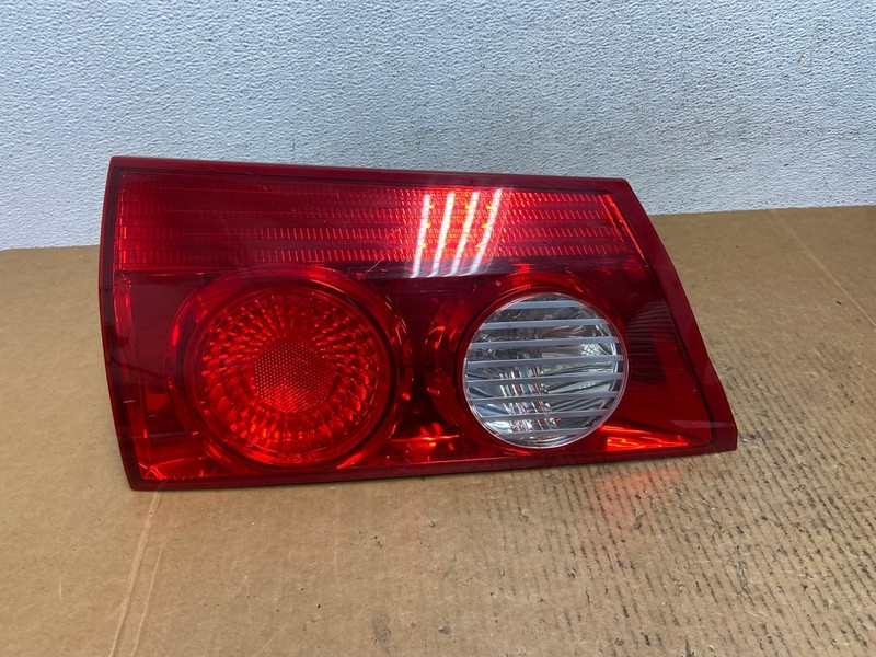2006 - 2010 Toyota Sienna Left Driver Lh Side Inner Tail Light Oem AE0334 LK