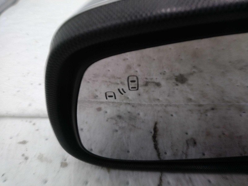 2016 GMC Terrain Left Door Mirror Assembly White OEM 326842 108K Miles