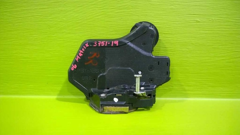 03-08 MATRIX PASSENGER RIGHT REAR DOOR LOCK LATCH ACTUATOR OEM 3751-19