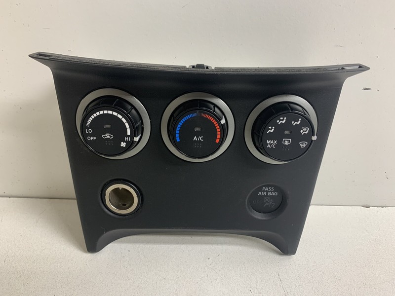 2008-2010 Nissan Rogue Heater A/C Temperature Climate Control Switch Panel HVAC