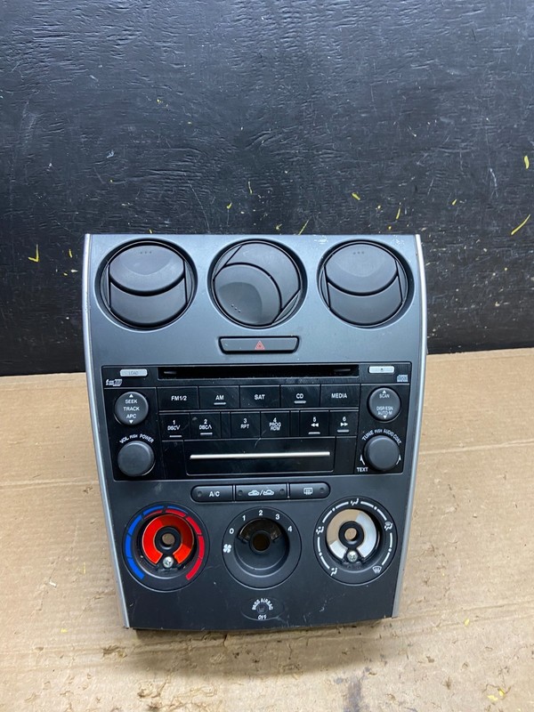 2006-2008 Mazda 6 AM FM CD Player Stereo Radio OEM X1085 DG