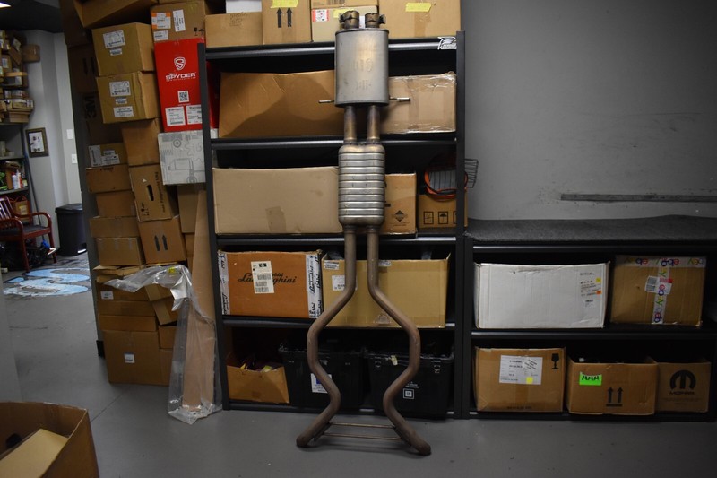 LAND ROVER MUFFLER EXHAUST WITH PIPE FACTORY OEM 2014