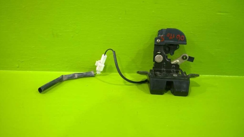 06 07 08 09 10 11 KIA RIO HATCH LOCK LATCH OEM 2706-14
