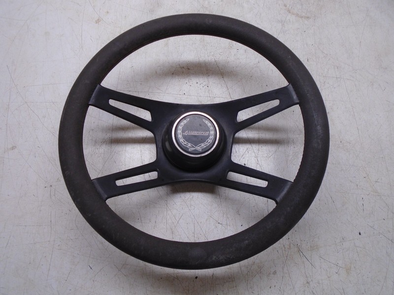 ZZ1 Four Winns Molmec Inc. XC 400 Series Steering Wheel13 3/4"