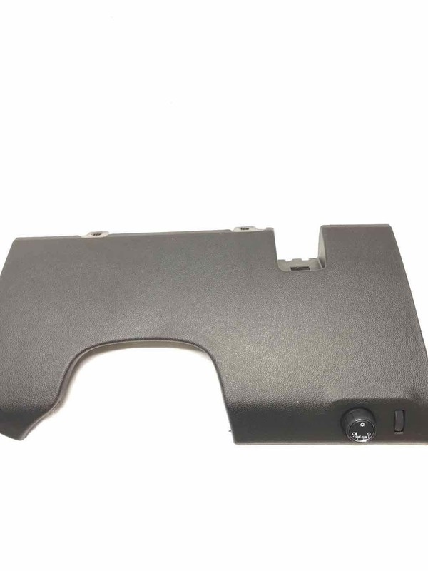 2022 Colorado W/T Knee Panel W/ Light Switch Part# 23295241