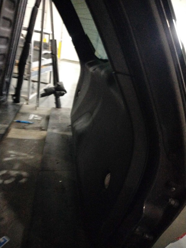 Used Deck Lid fits: 2015 Jeep Grand cherokee privacy tint glass w/o rear view ca