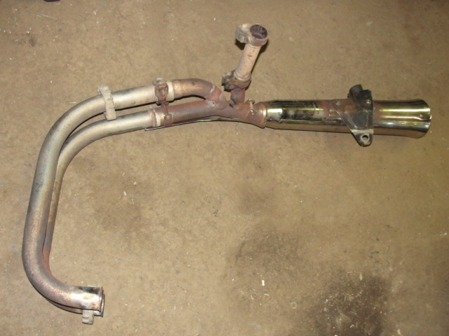 1983 KAWASAKI KZ 550 C LEFT SIDE EXHAUST HEADER PIPE MUFFLER KZ550 LTD