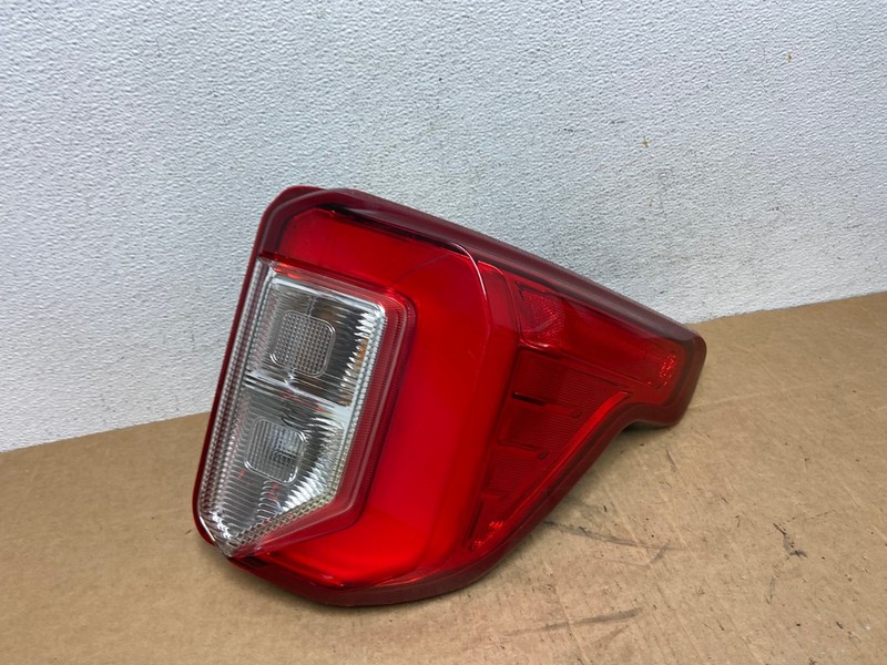 2020 2021 2022 2023 Ford Explorer Right Passenger Side Tail light OEM AD6248 LK