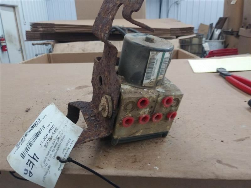 Anti-Lock Brake Part Assembly ID 15798326 Fits 06 ENVOY 104243